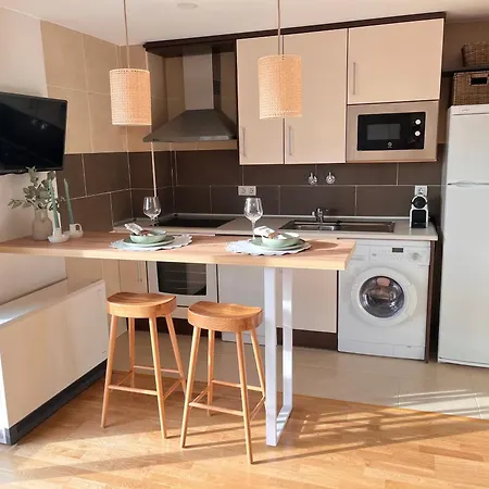 Snow Hills Lägenhet *