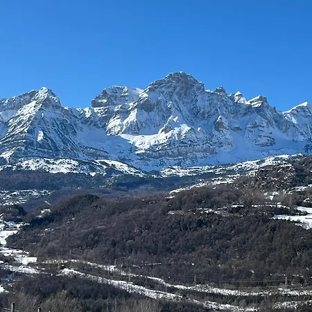 Snow Hills דירה פנטיקוסה
